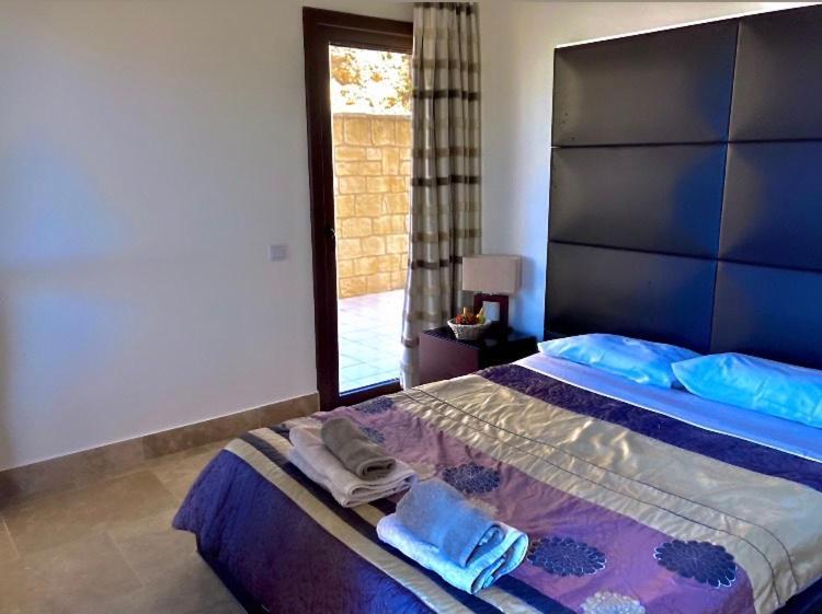 Beau Views Seven Apartment Пея Екстериор снимка